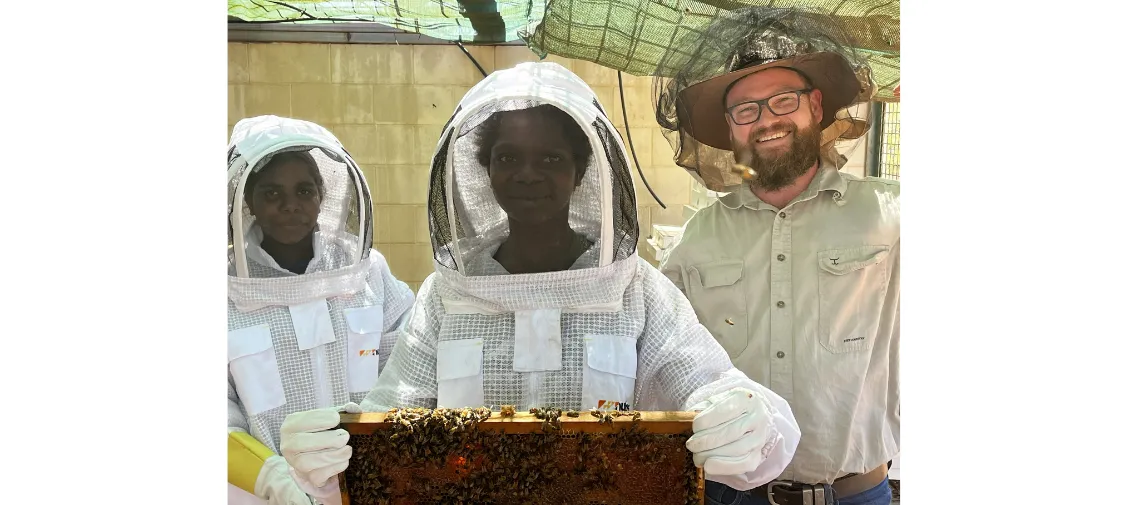 Certificate III in Beekeeping Image